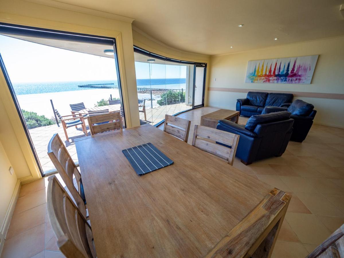 מונטה Cliff House Beachfront Villas מראה חיצוני תמונה